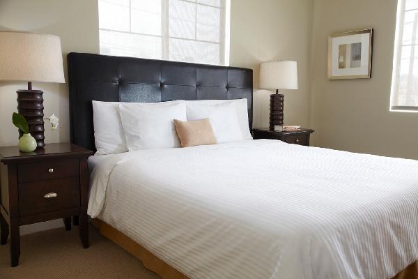 Oakwood Costa Mesa Hotel Quarto foto